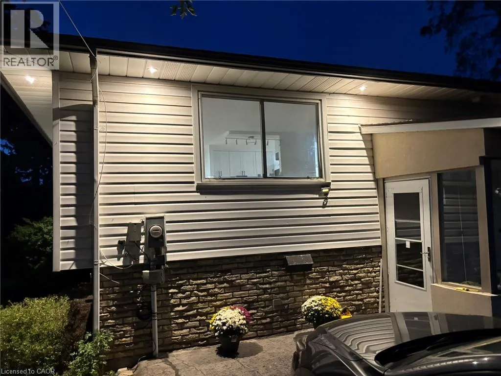 3 MANLEY Crescent