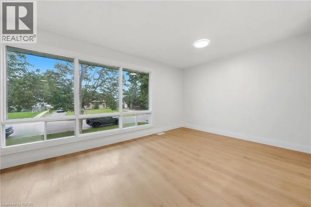 3 MANLEY Crescent