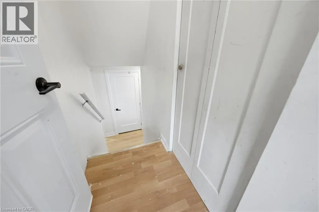 3 MANLEY Crescent