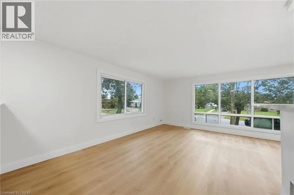 3 MANLEY Crescent
