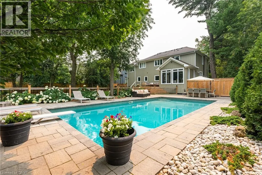 407 MAPLE GROVE Drive