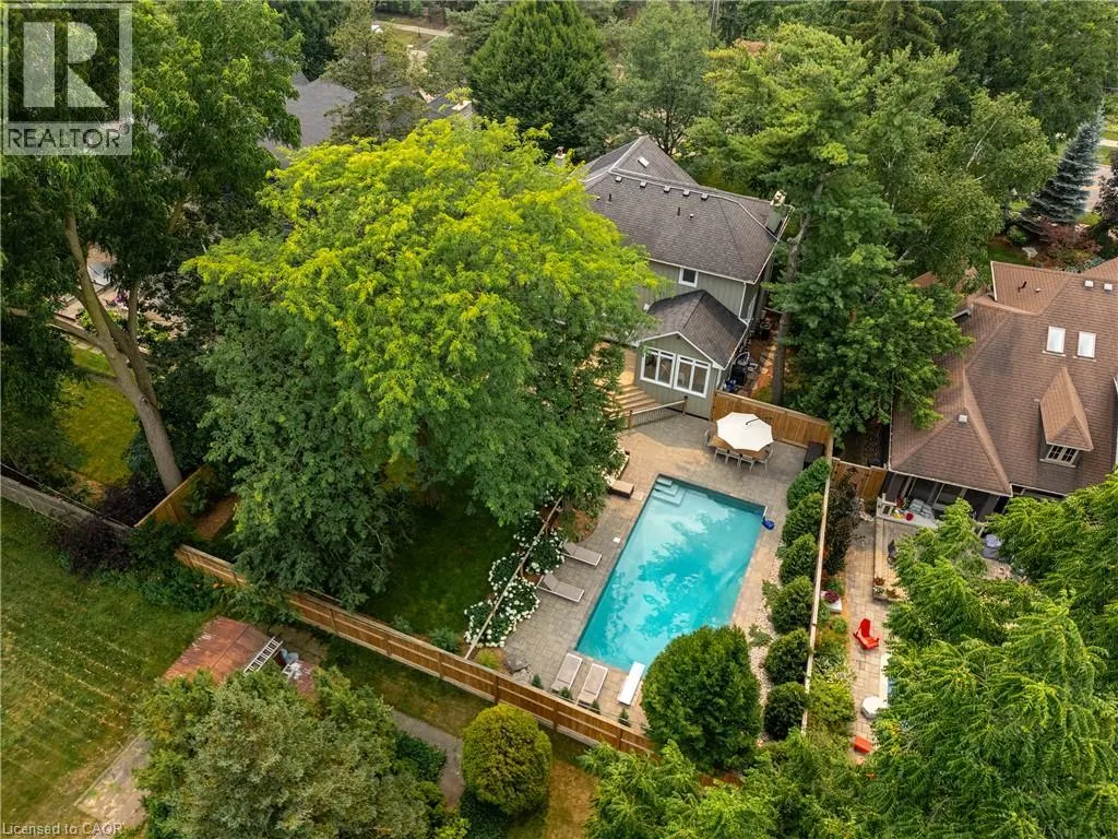 407 MAPLE GROVE Drive
