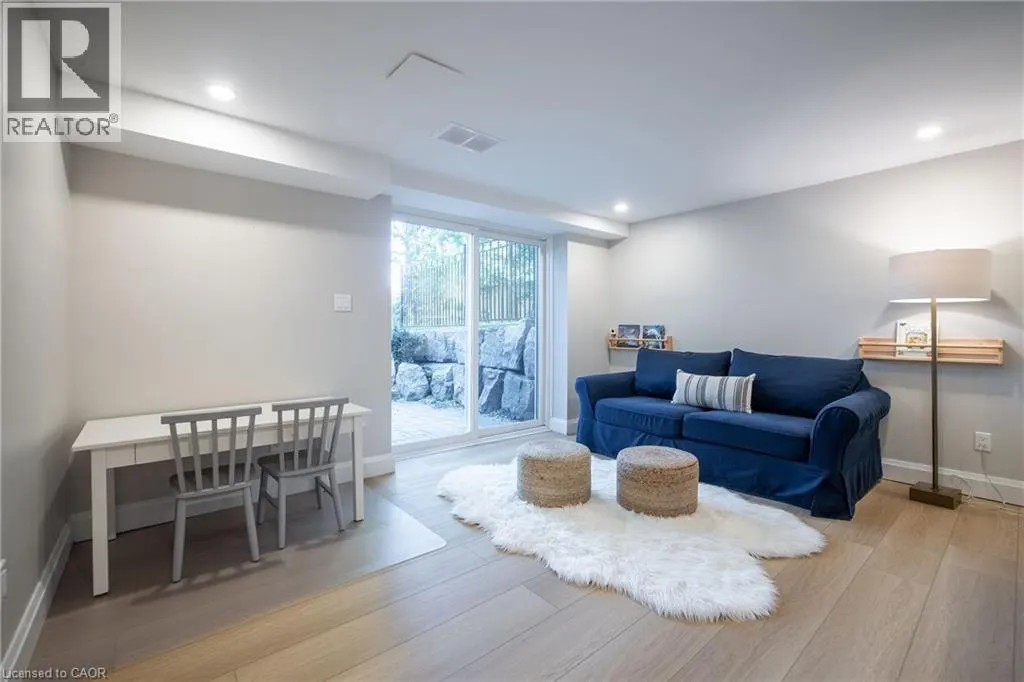 407 MAPLE GROVE Drive
