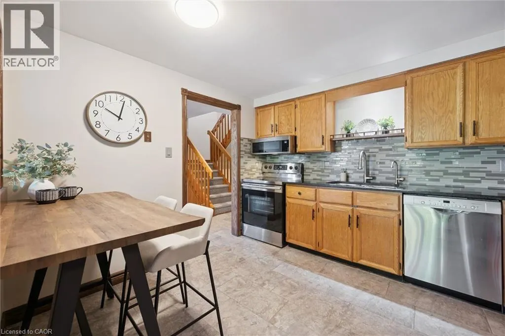 477 BEECHWOOD Drive Unit# 1 #1