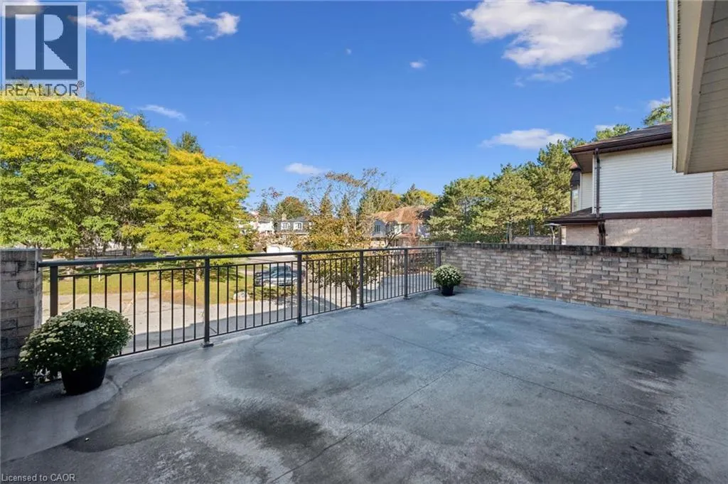 477 BEECHWOOD Drive Unit# 1 #1