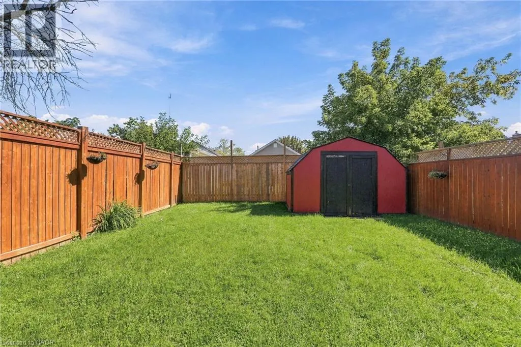 34 GRANTHAM Avenue S