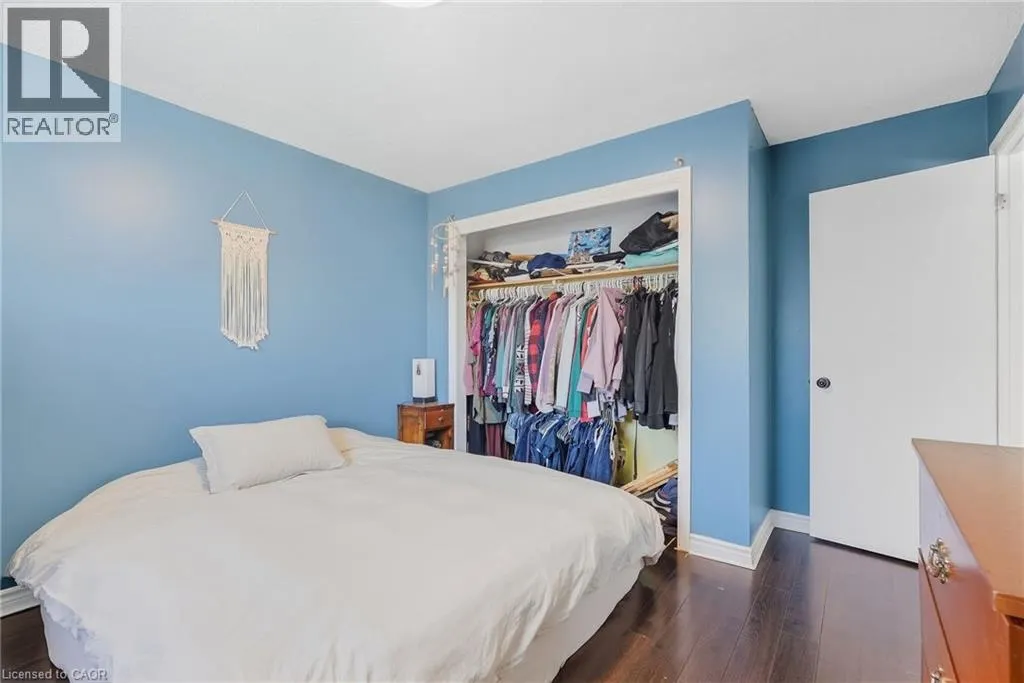 34 GRANTHAM Avenue S