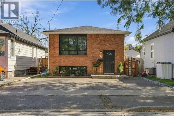 34 GRANTHAM Avenue S