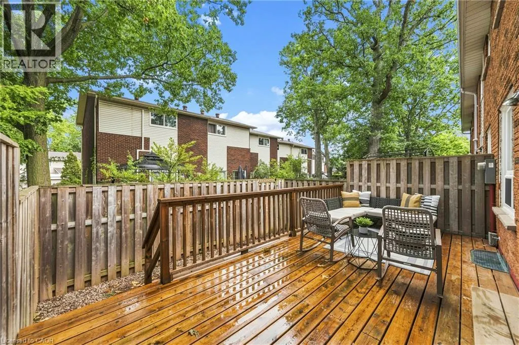 1270 GAINSBOROUGH Drive Unit# 61 #61