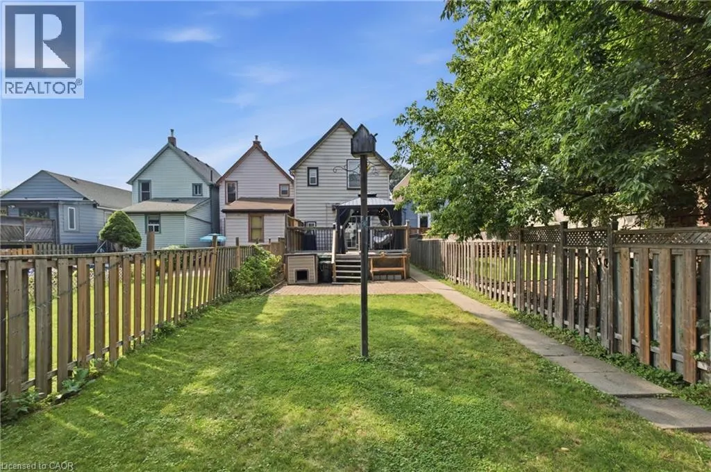 126 NIAGARA Street