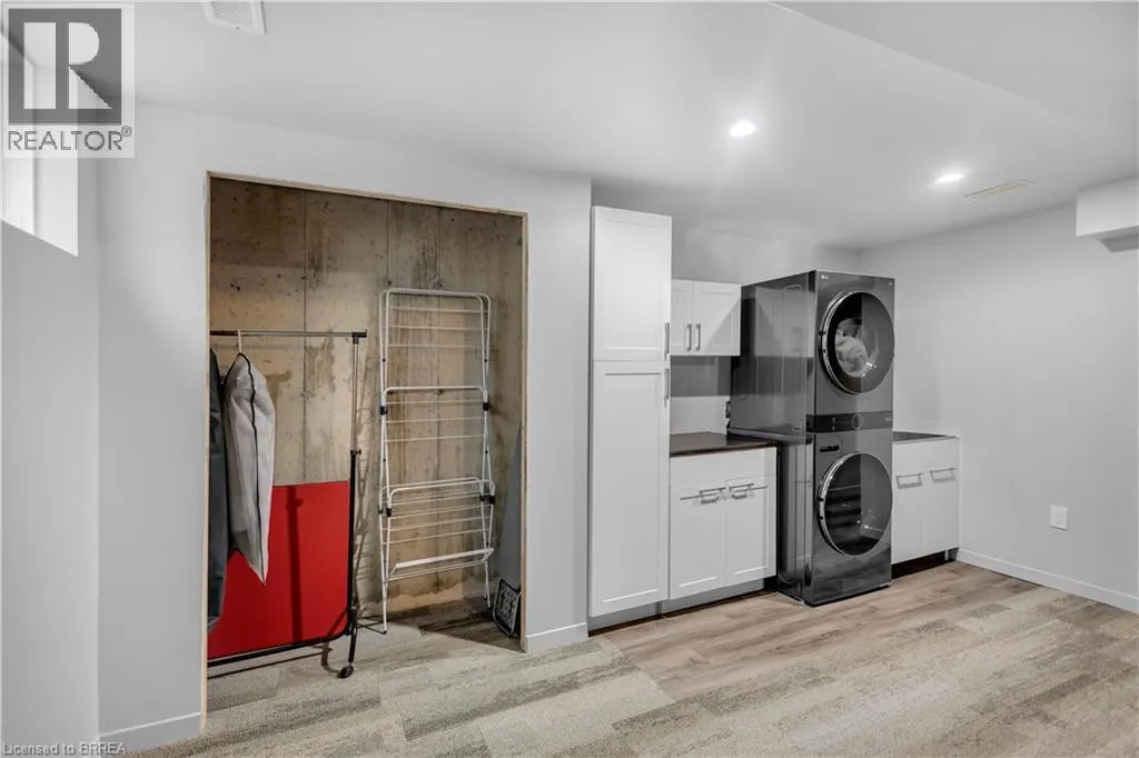 12 BRANTWOOD PARK Road Unit# C2 #C2