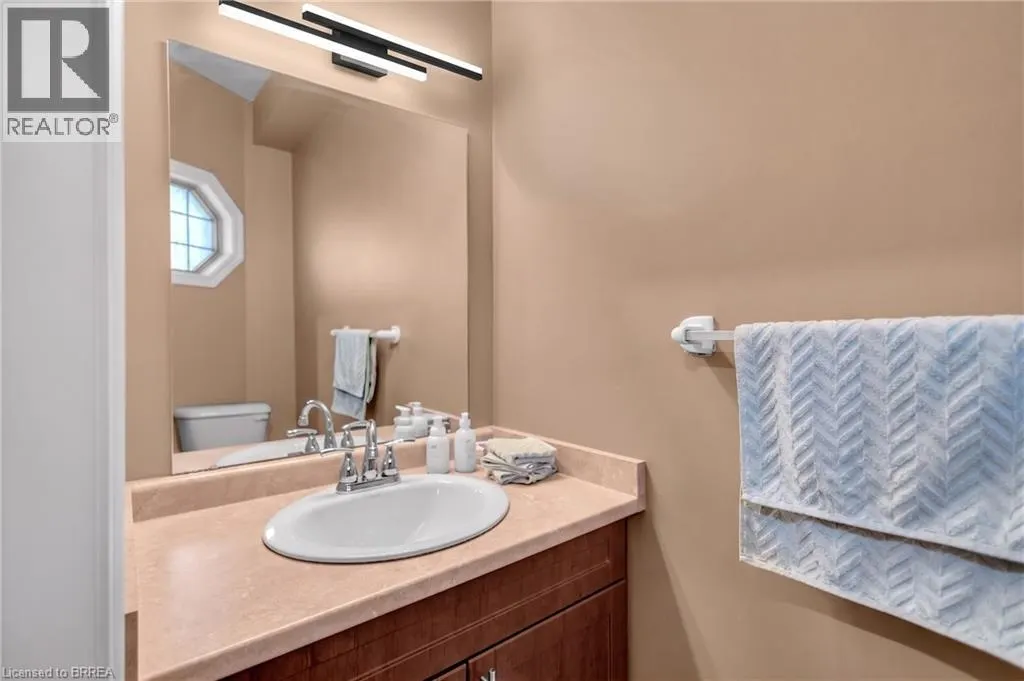 12 BRANTWOOD PARK Road Unit# C2 #C2
