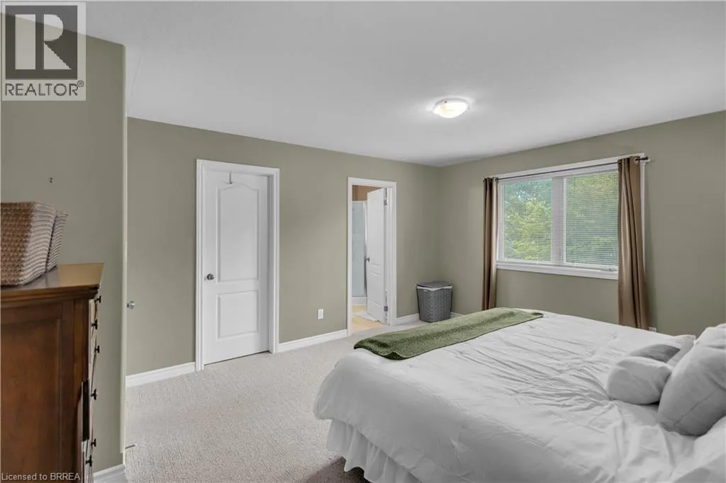 12 BRANTWOOD PARK Road Unit# C2 #C2