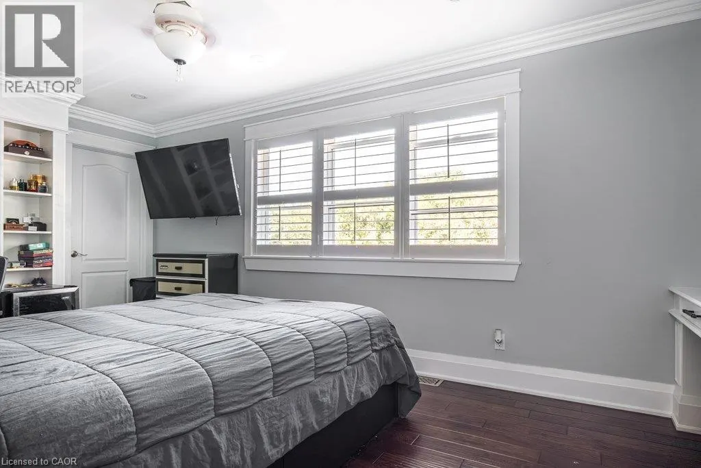 381 WOODWORTH Court