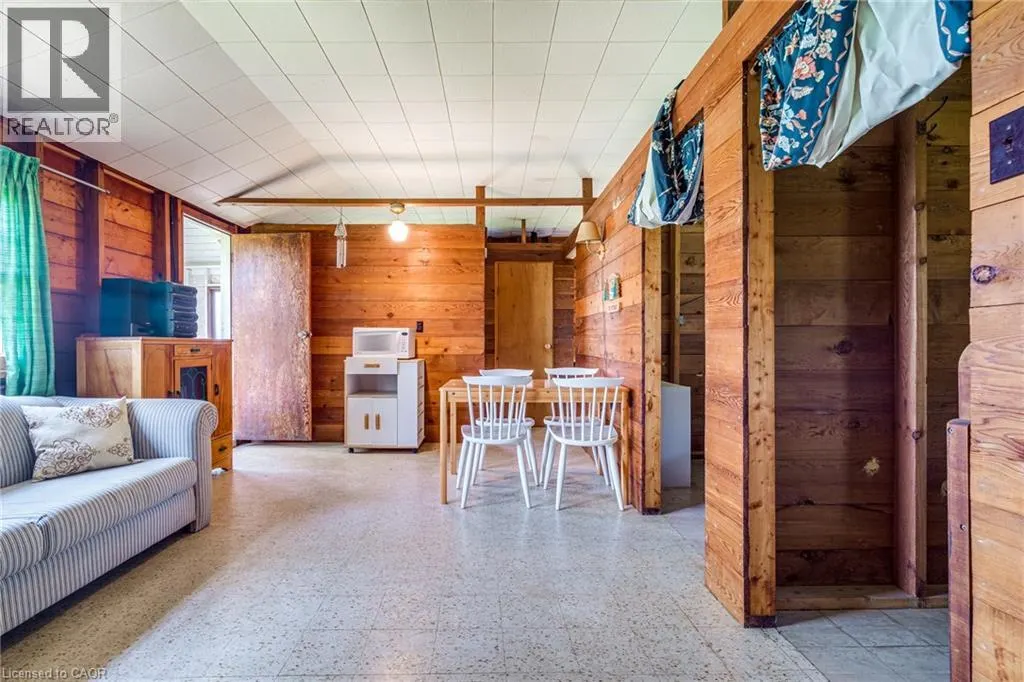 845 LAKESHORE Road