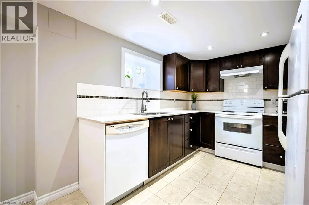 390 WENDALL Place