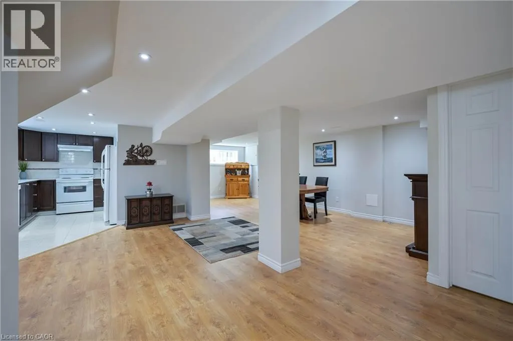 390 WENDALL Place