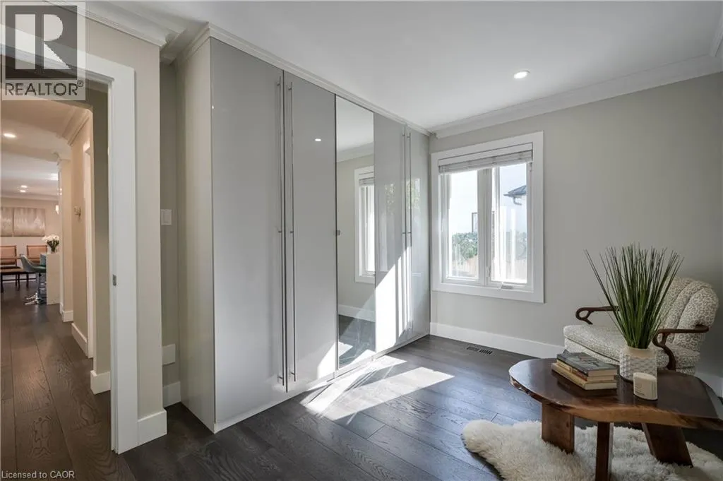 390 WENDALL Place