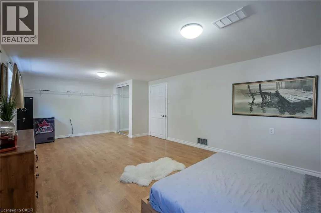 390 WENDALL Place
