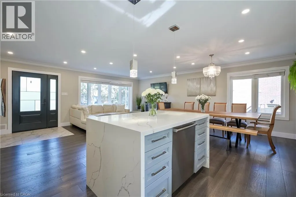 390 WENDALL Place