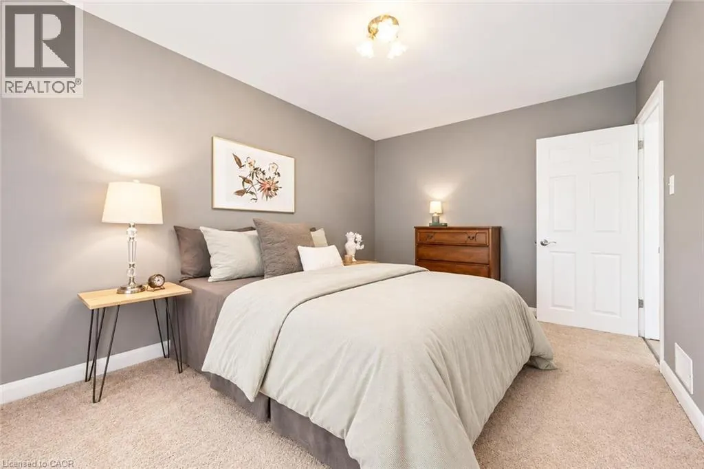 41 PRINCE CHARLES Drive