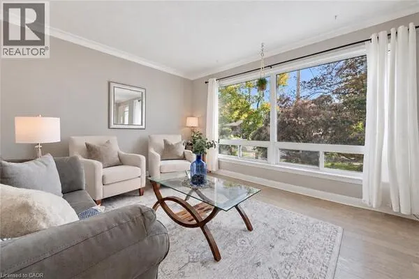 41 PRINCE CHARLES Drive