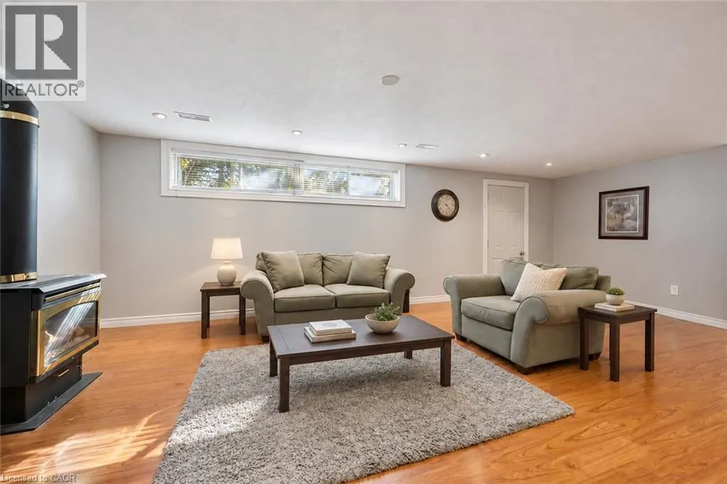 41 PRINCE CHARLES Drive