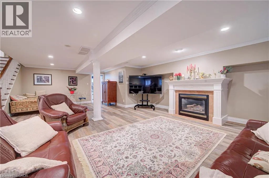 375 GEORGE Street N Unit# 3 #3