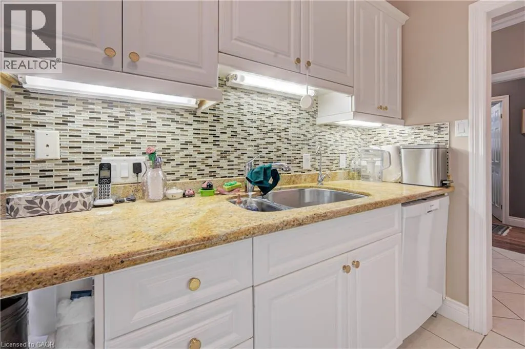375 GEORGE Street N Unit# 3 #3