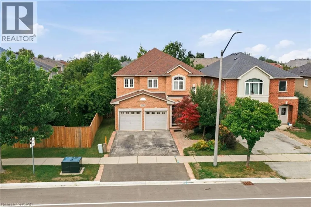 2381 GRAND OAK Trail