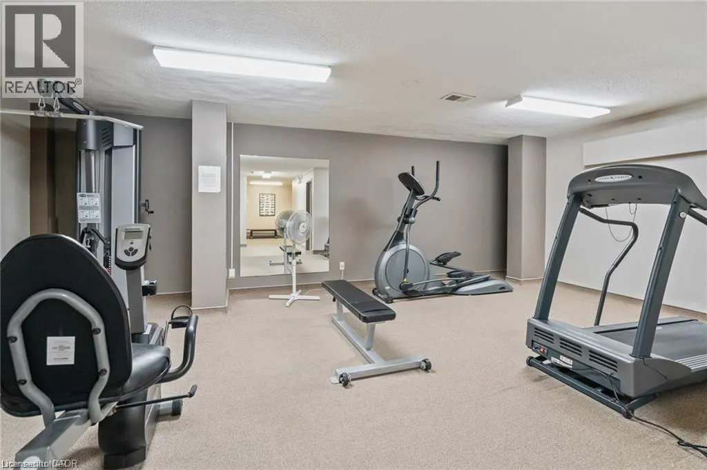 35 TOWERING HEIGHTS Boulevard Unit# 809 #809
