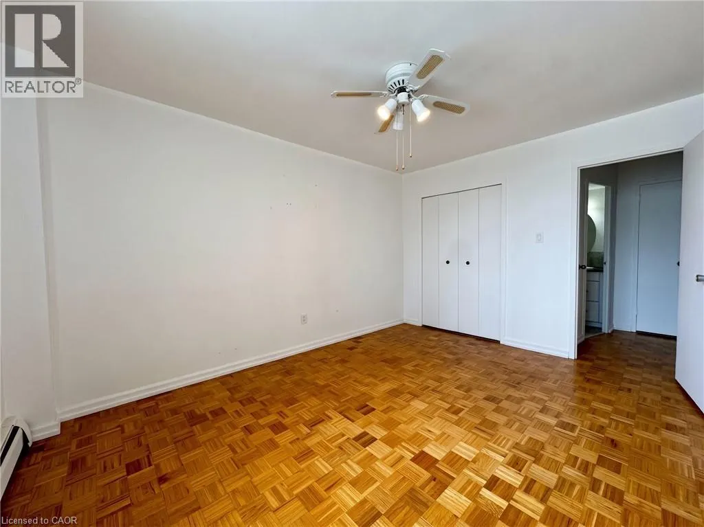 35 TOWERING HEIGHTS Boulevard Unit# 809 #809