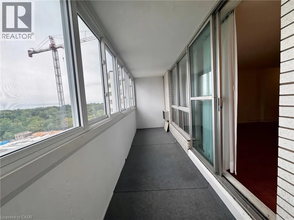 35 TOWERING HEIGHTS Boulevard Unit# 809 #809
