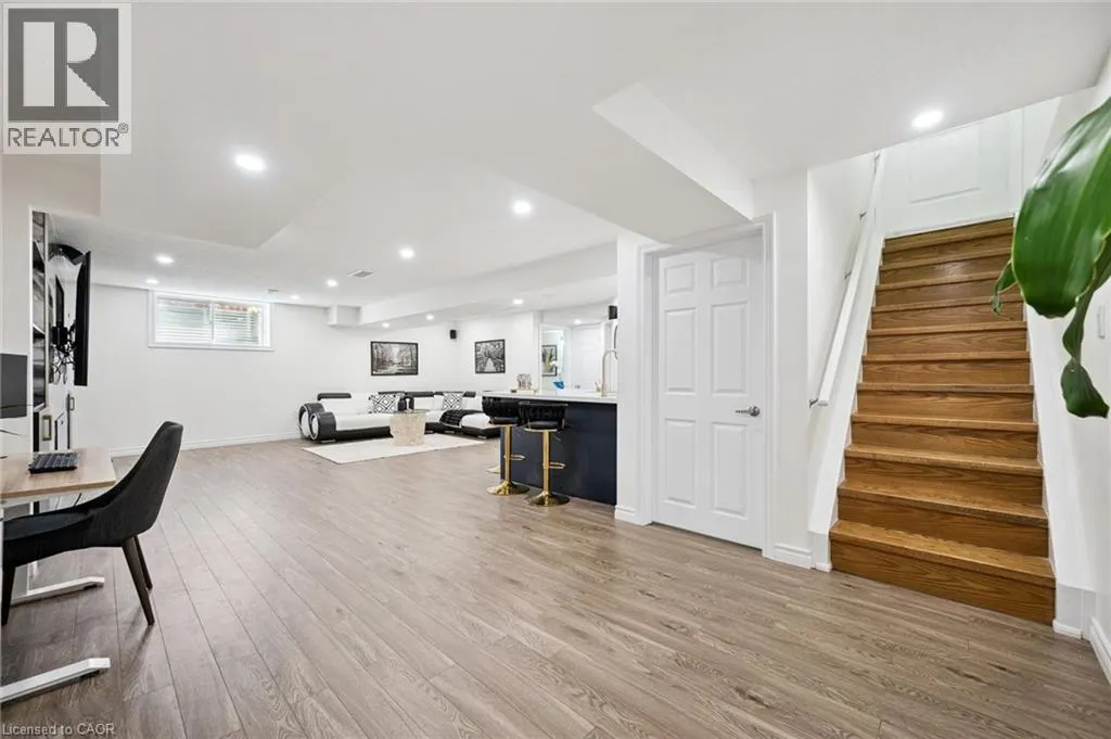 736 WOOD LILY Street