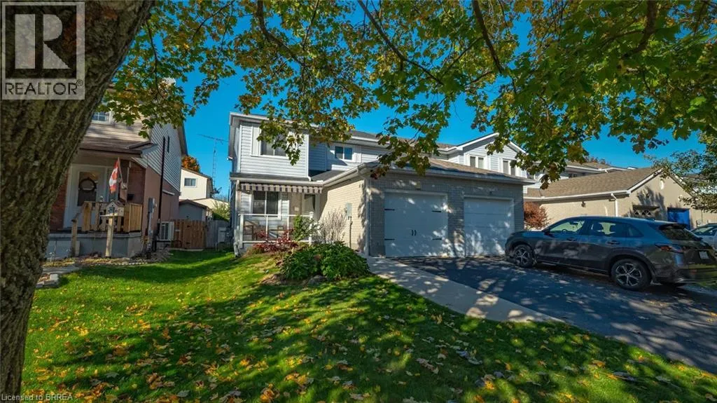 23 FREEMAN Crescent