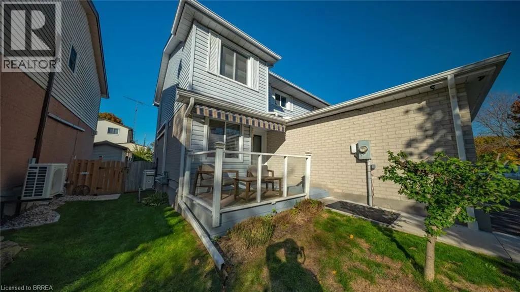 23 FREEMAN Crescent