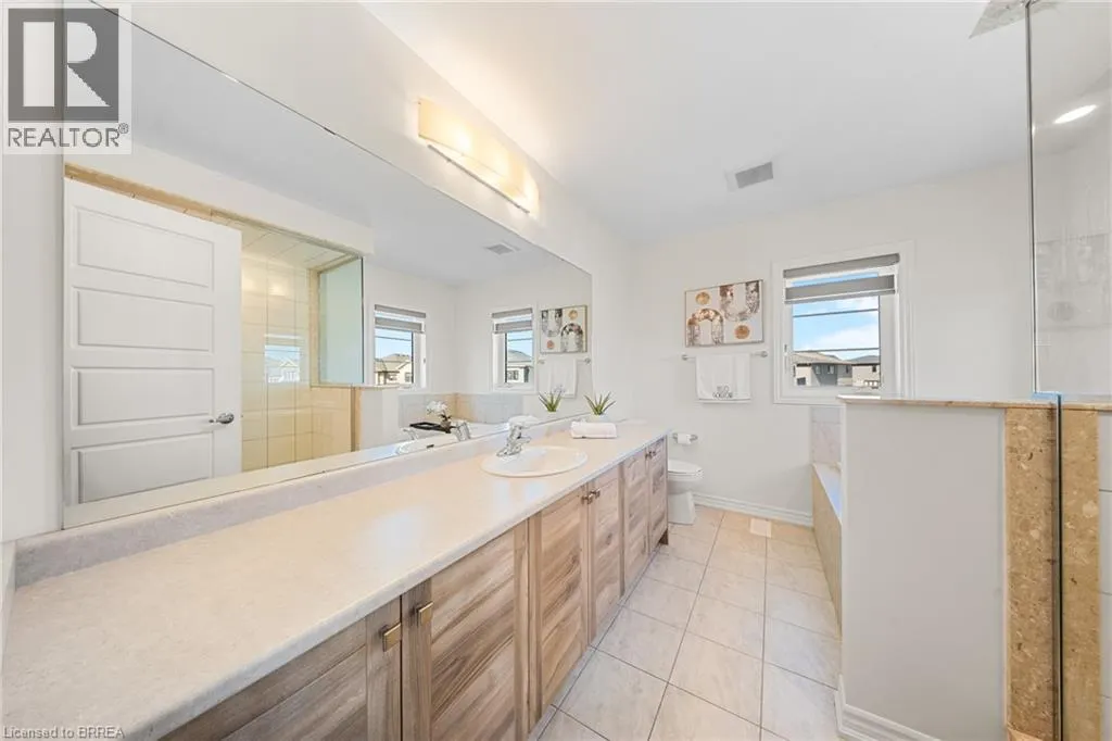 1 BEE Crescent
