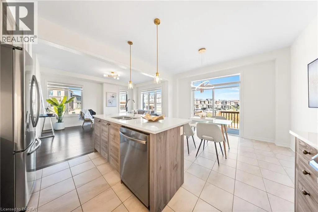 1 BEE Crescent