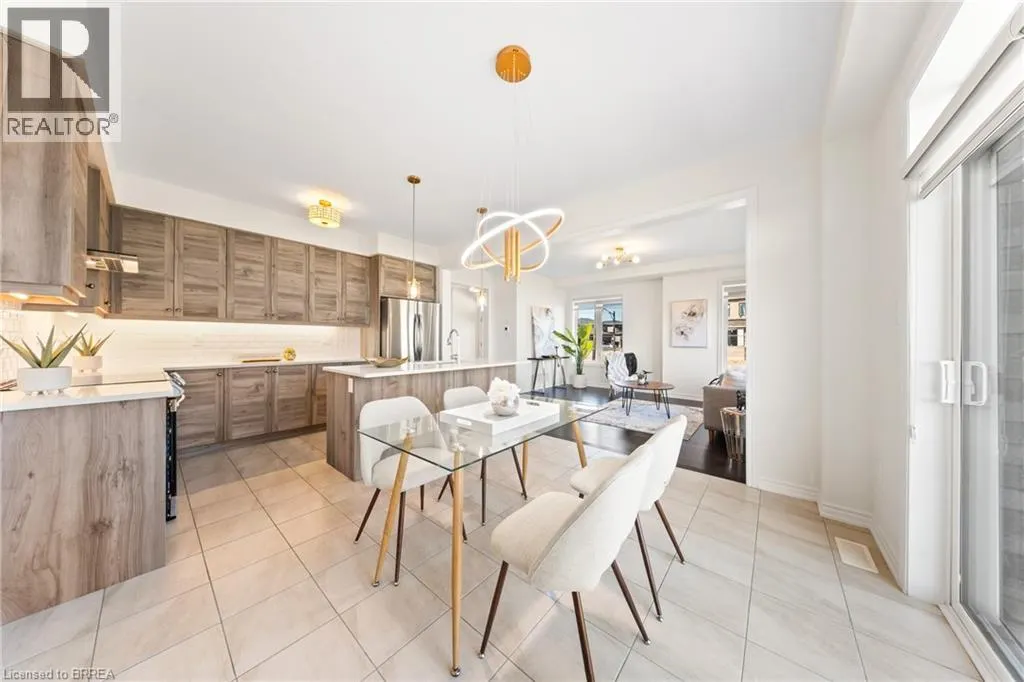 1 BEE Crescent