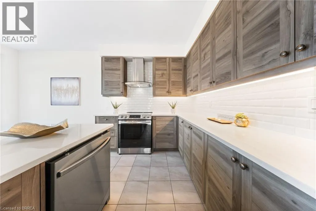 1 BEE Crescent