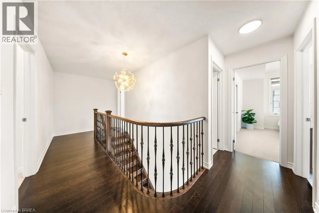 1 BEE Crescent