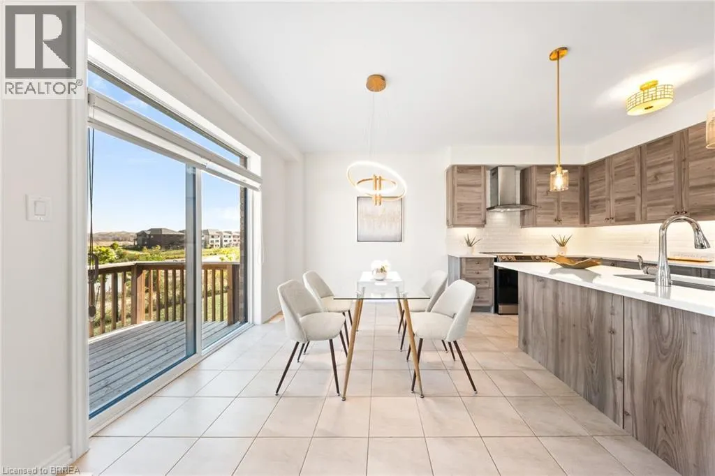 1 BEE Crescent