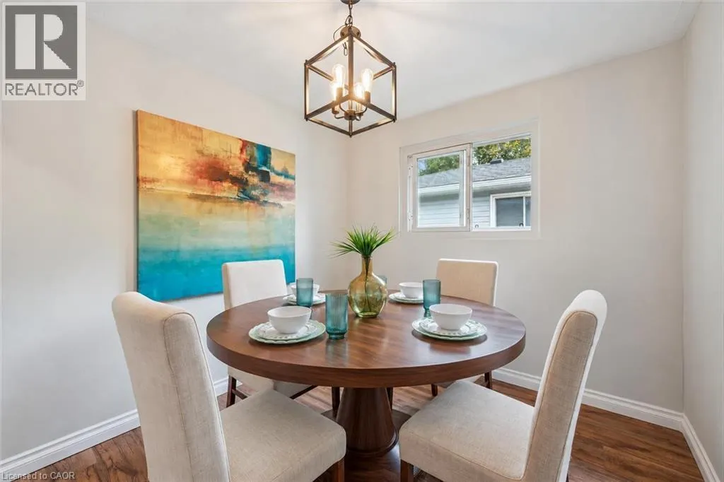35 EASTVIEW Road