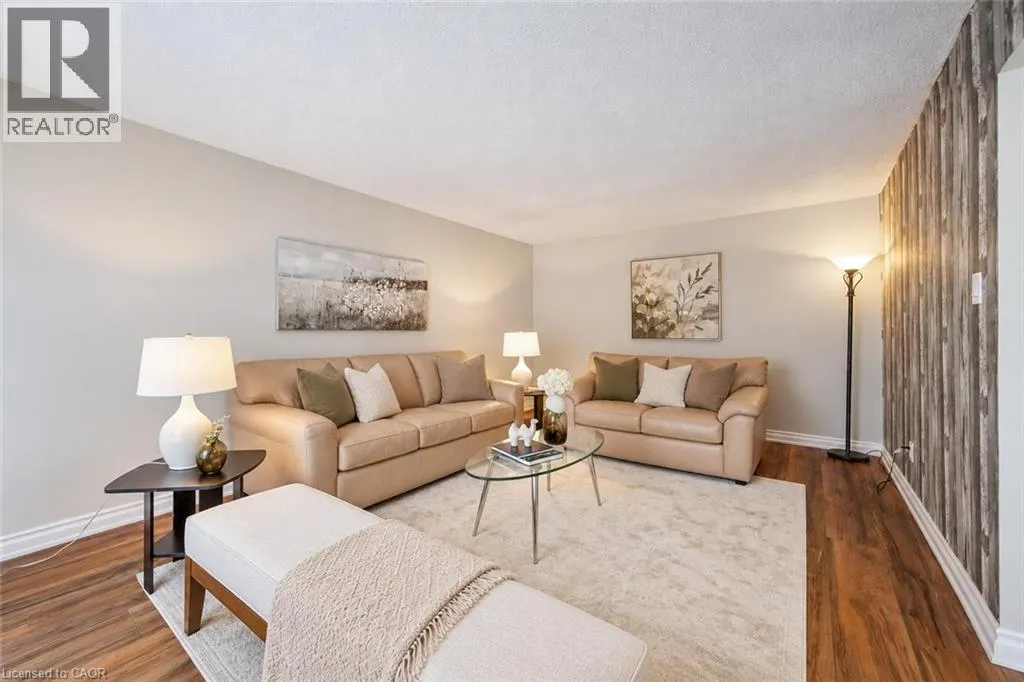 35 EASTVIEW Road