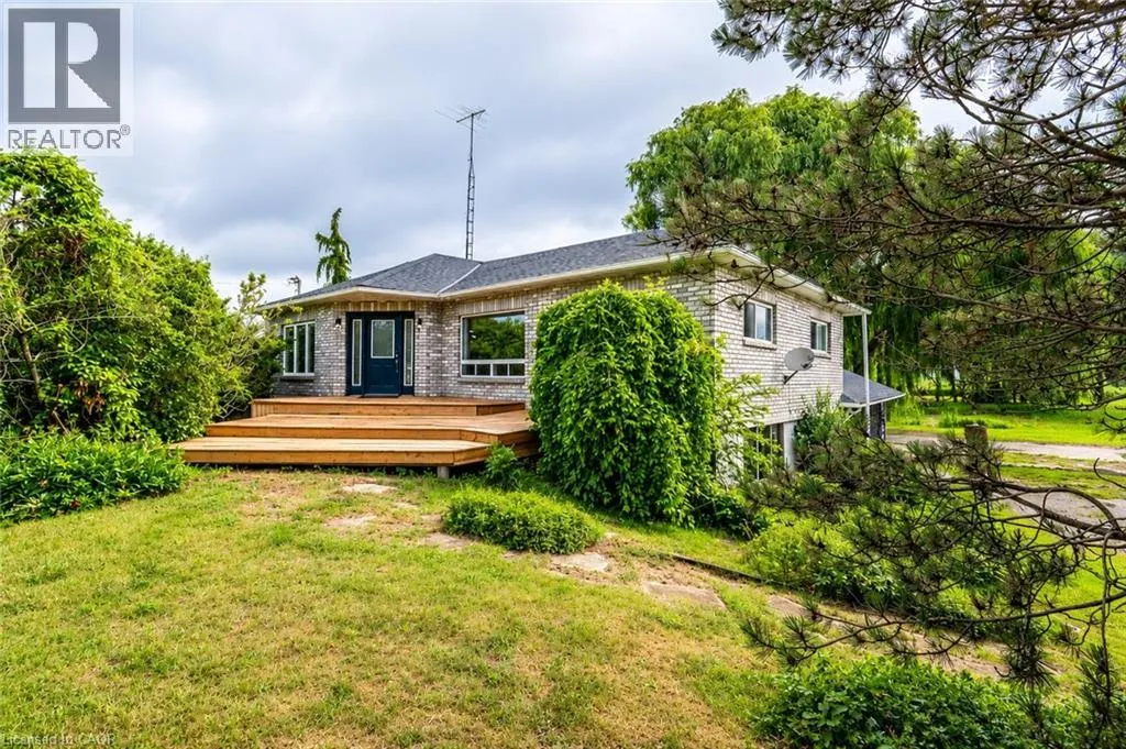 393 CANAL Road W