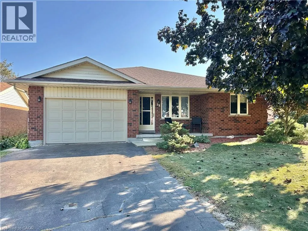 38 MANN Avenue