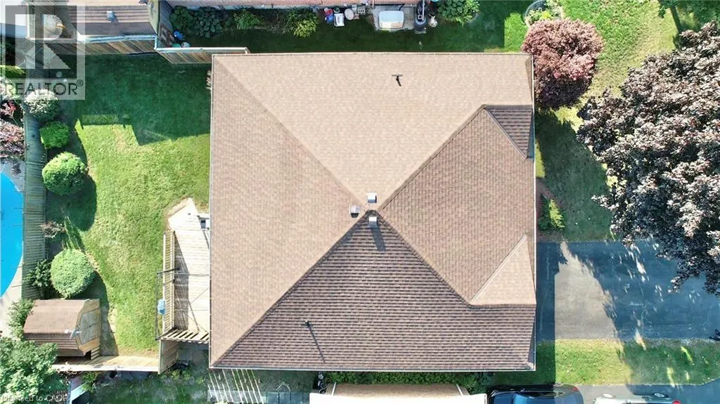 38 MANN Avenue