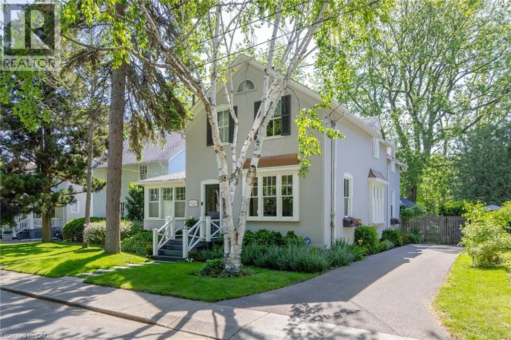 332 PALMER Avenue