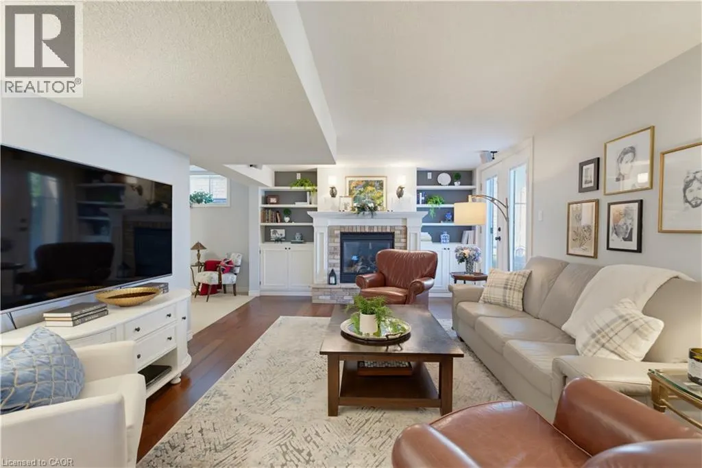 247 FERN Crescent