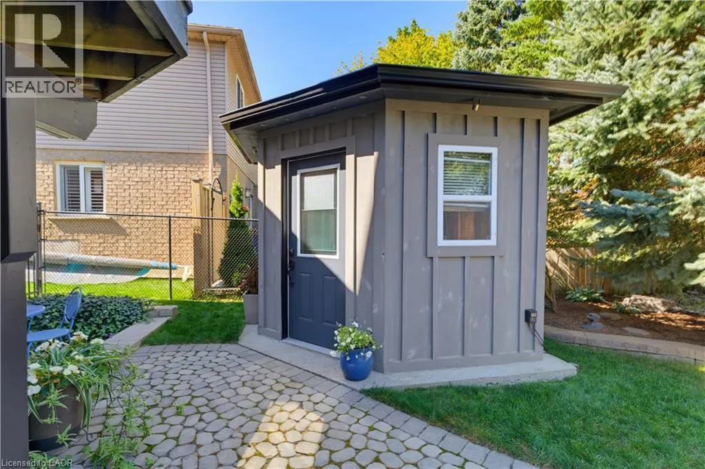 247 FERN Crescent